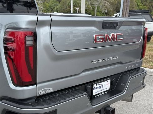 Used 2024 GMC Sierra 2500 Denali w/ Max Trailering Package image 12