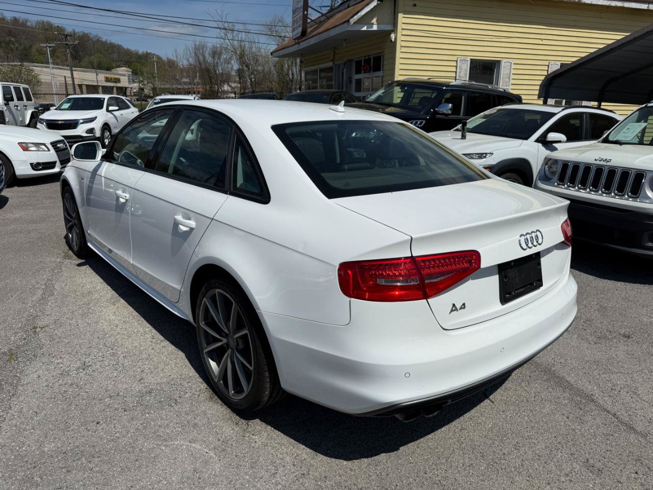 Used 2016 Audi A4 2.0T Premium FWD image 33