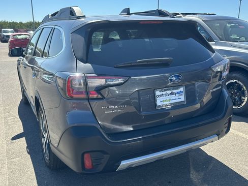 Used 2022 Subaru Outback Limited AWD/4WD image 6