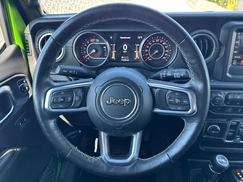 Used 2019 Jeep Wrangler Unlimited Sahara w/ Cold Weather Group image 14