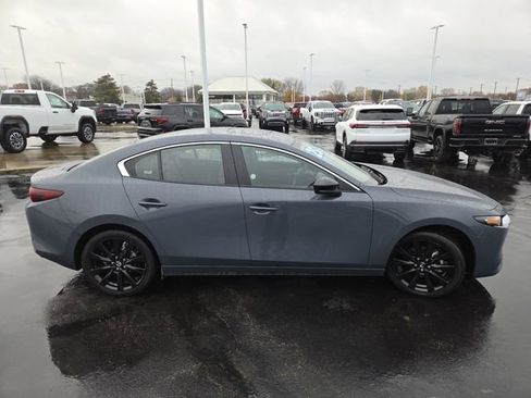 Used 2025 MAZDA MAZDA3 s image 16