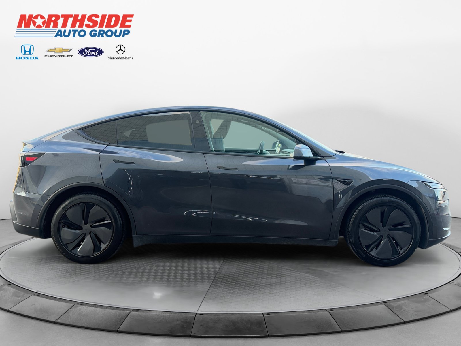 Used 2026 Tesla Model Y Long Range AWD/4WD image 8