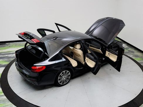 Used 2018 BMW 530i RWD image 40