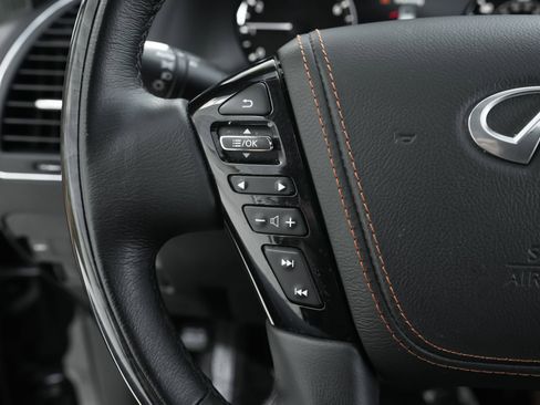 Used 2024 INFINITI QX80 Sensory image 18