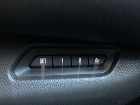 Used 2017 Cadillac Escalade ESV 4WD image 48