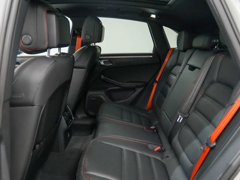 New 2026 Porsche Macan GTS AWD/4WD image 17