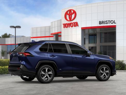 New 2025 Toyota RAV4 SE image 26