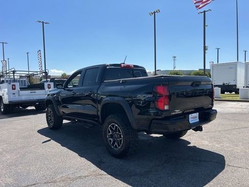 Used 2023 Chevrolet Colorado ZR2 w/ ZR2 Convenience Package III AWD/4WD image 5