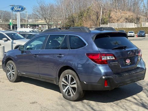 Used 2018 Subaru Outback 2.5i Limited image 10