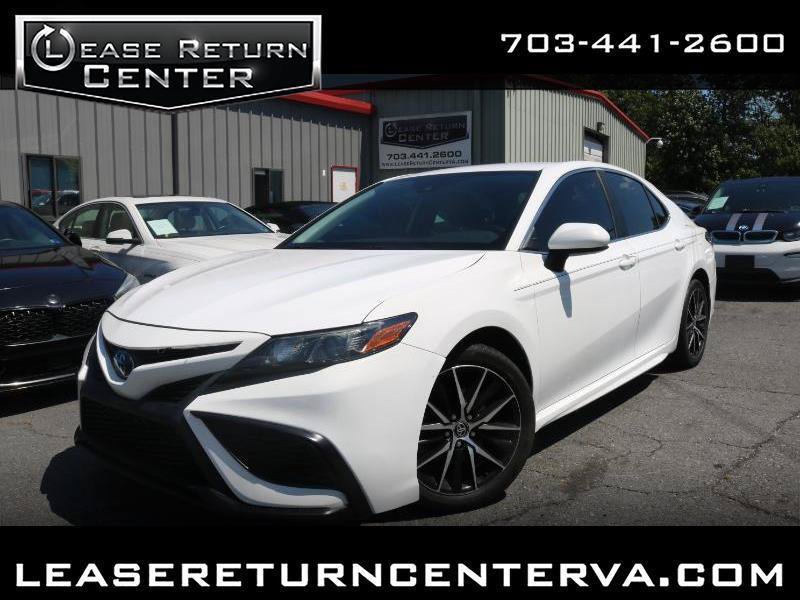 Used 2021 Toyota Camry SE FWD image 1