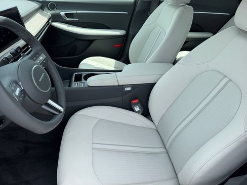 New 2026 Hyundai Sonata SEL FWD image 10
