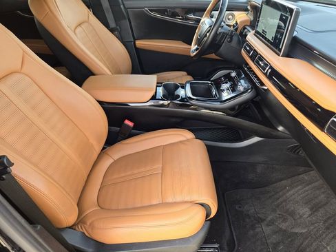 Used 2022 Lincoln Nautilus Black Label w/ Class II Trailer Tow Package image 15