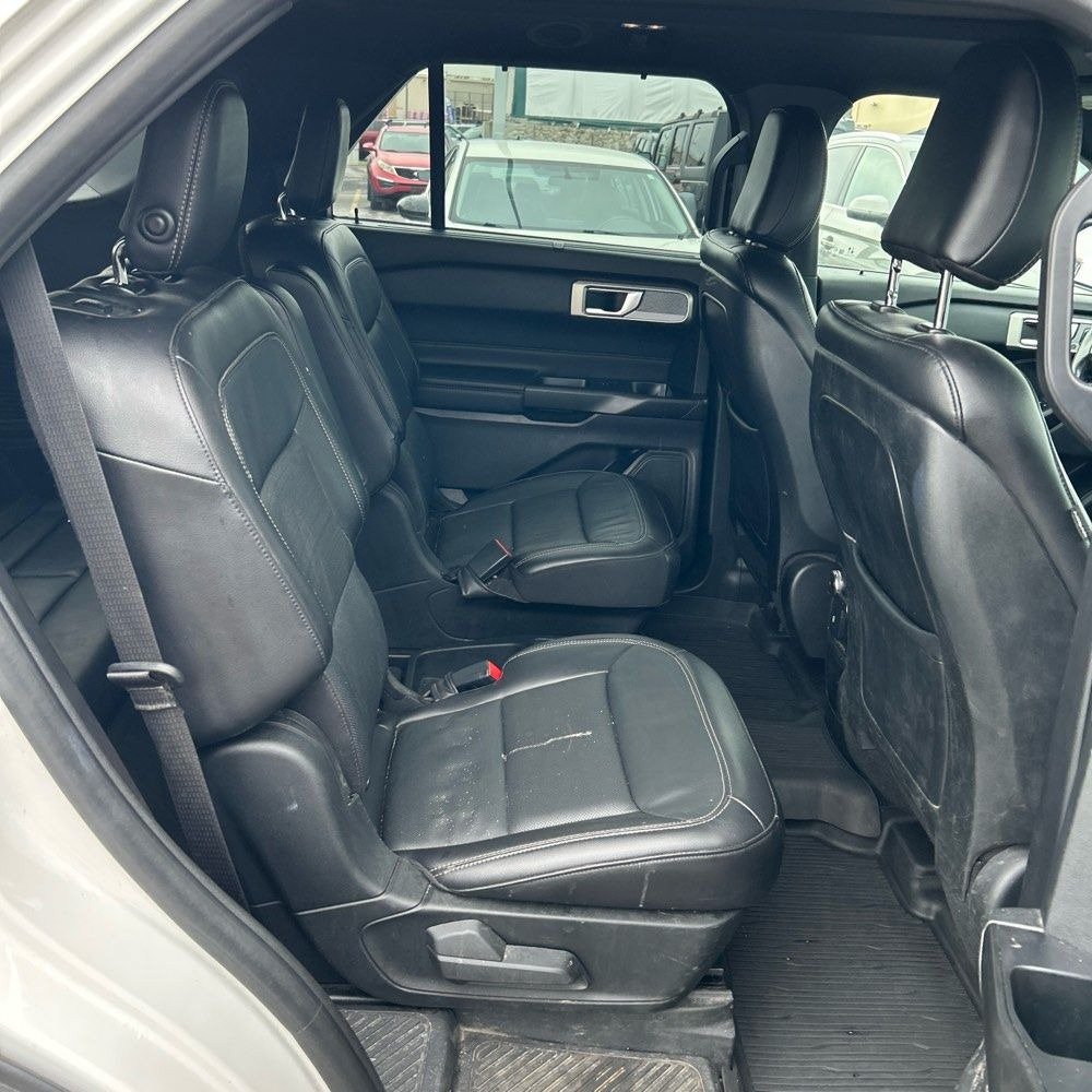 Used 2020 Ford Explorer Limited w/ Class III Trailer Tow Package AWD/4WD image 13