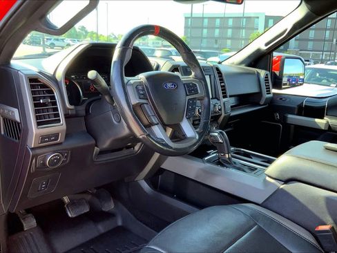 Used 2018 Ford F150 Raptor w/ Equipment Group 802A Luxury AWD/4WD image 18