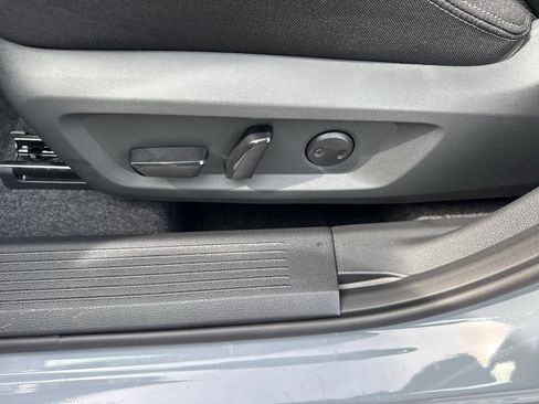 New 2026 Nissan Rogue SV AWD/4WD image 15