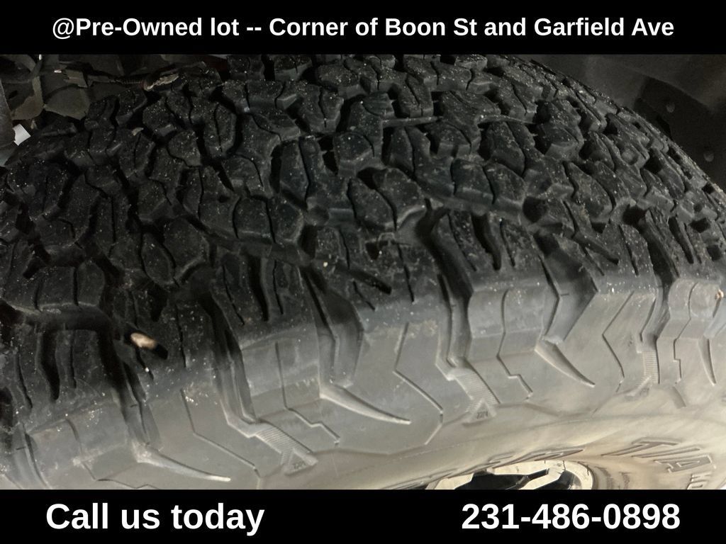 Used 2023 Ford Bronco Raptor AWD/4WD image 12