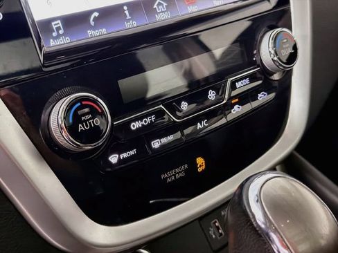 Used 2018 Nissan Murano SL AWD/4WD image 16
