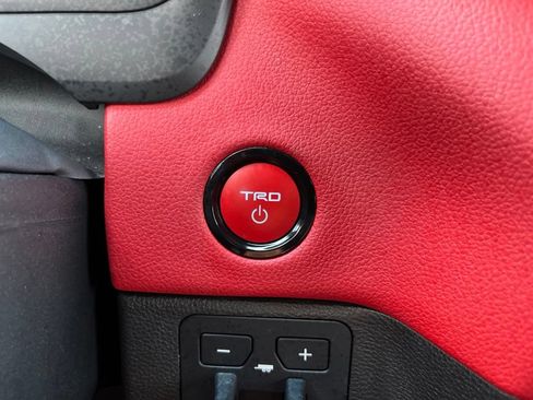 Used 2025 Toyota Tundra TRD Pro AWD/4WD image 35