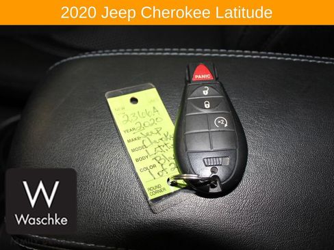 Used 2020 Jeep Cherokee Latitude w/ Cold Weather Group image 32