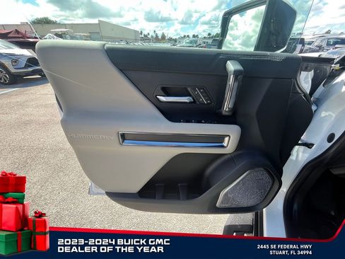 New 2026 GMC Hummer EV SUV image 22