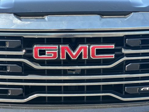 Used 2024 GMC Sierra 1500 AT4 w/ Technology Package AWD/4WD image 46