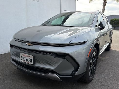 Used 2025 Chevrolet Equinox EV LT w/ Convenience Package image 1