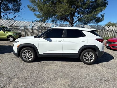 Used 2021 Chevrolet TrailBlazer LS image 4