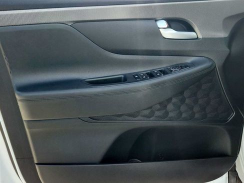 Used 2020 Hyundai Santa Fe SE w/ Cargo Package FWD image 17