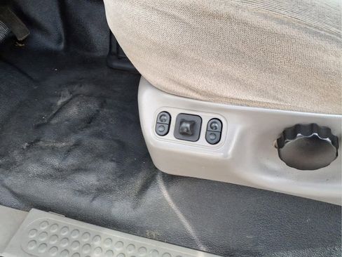 Used 2006 Ford F350 XLT AWD/4WD image 16