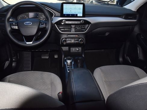 Used 2022 Ford Escape SE w/ SE Sport Appearance Package image 16