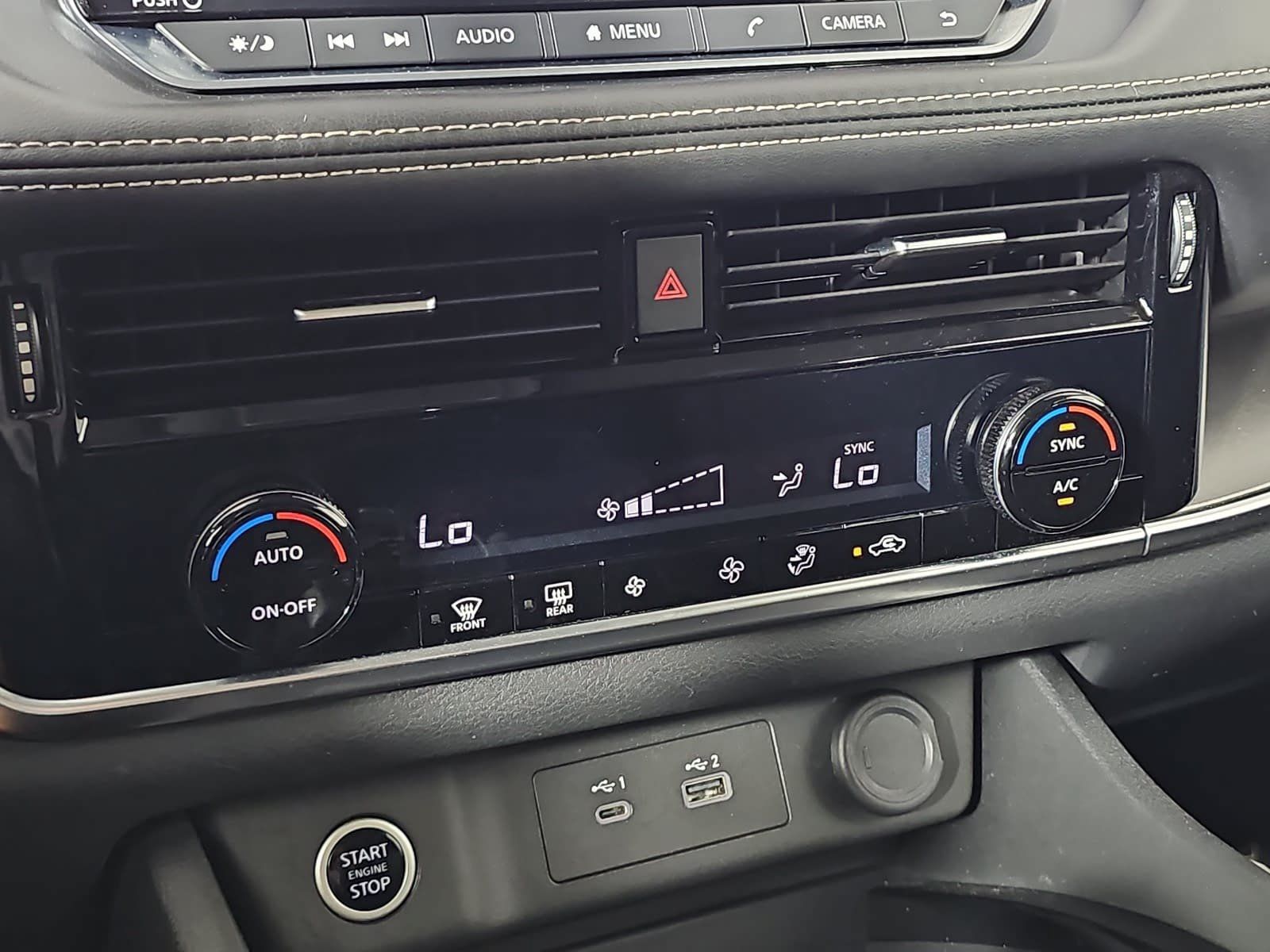 Used 2023 Nissan Rogue SV FWD image 22