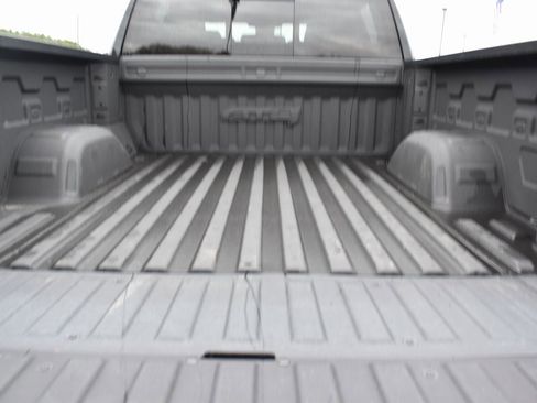 Certified 2024 GMC Sierra 1500 AT4 w/ Technology Package image 6