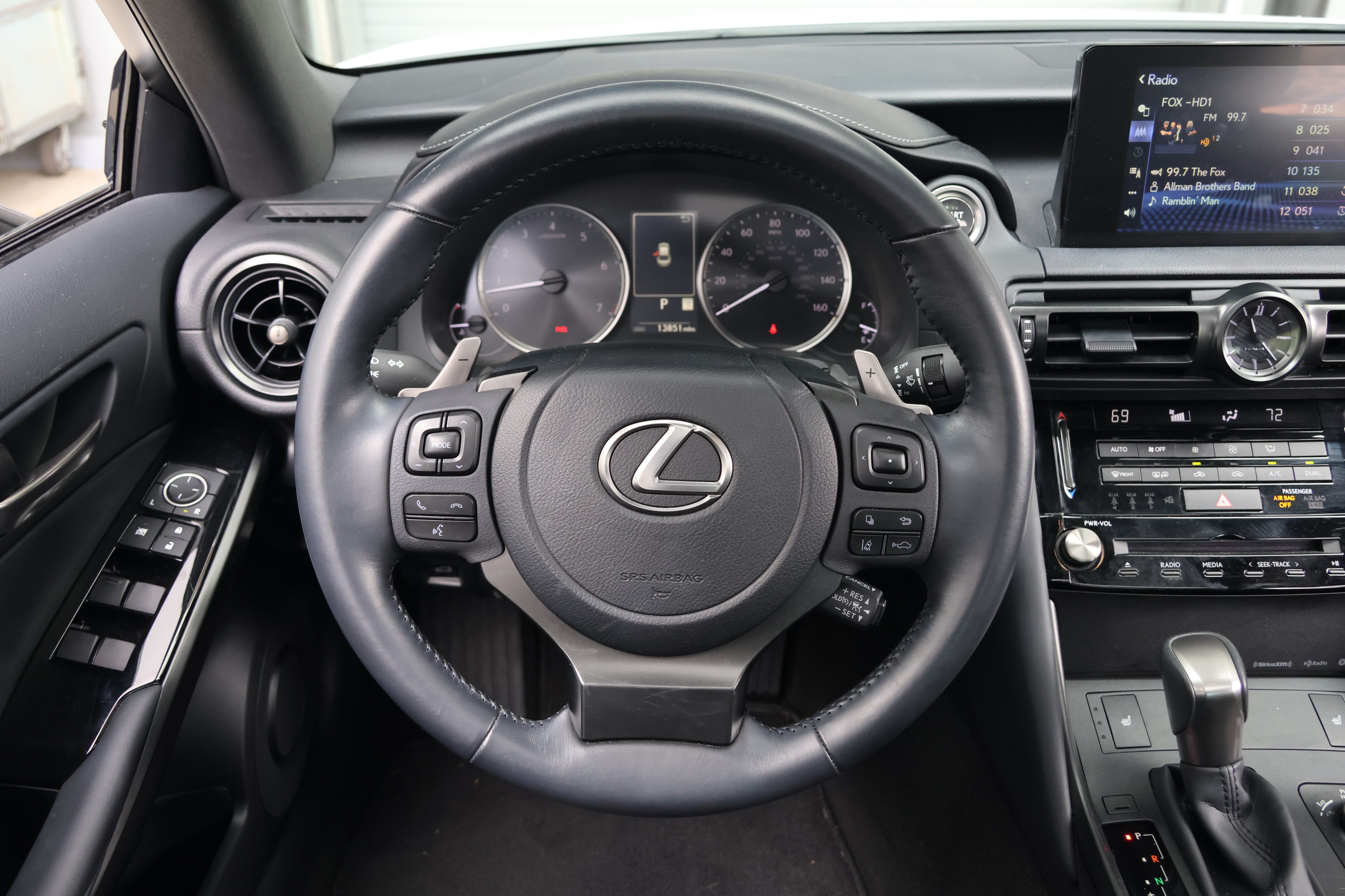 Used 2024 Lexus IS 350 F Sport RWD image 17