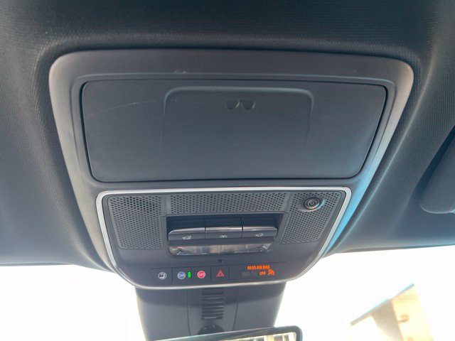 New 2027 Chevrolet Traverse RS FWD image 21
