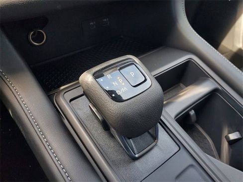 New 2025 Nissan Pathfinder S image 34