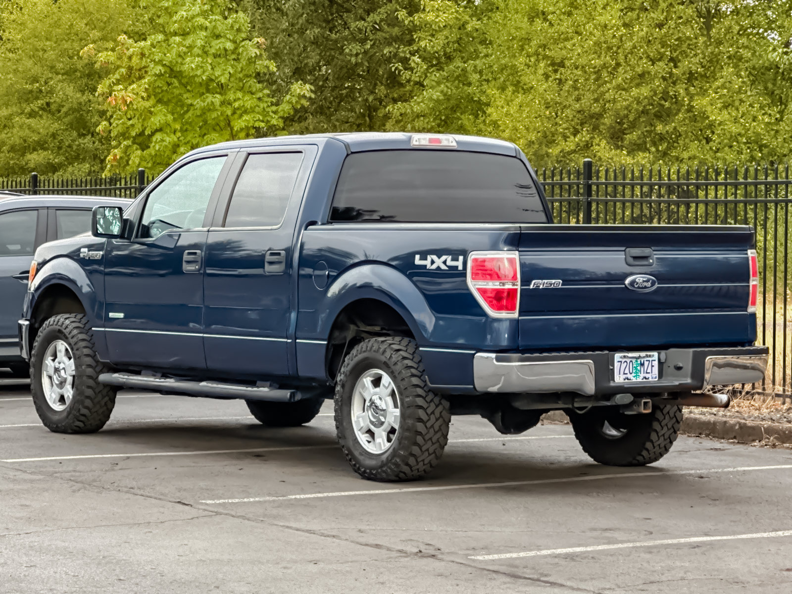 Used 2014 Ford F150 XLT AWD/4WD image 6