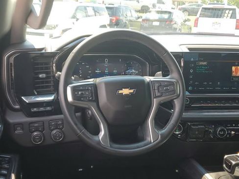 Used 2023 Chevrolet Silverado 1500 LTZ w/ Technology Package AWD/4WD image 12