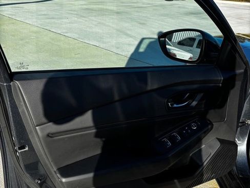 Used 2023 Honda Accord EX image 9