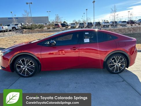 New 2026 Toyota Prius XLE FWD image 5