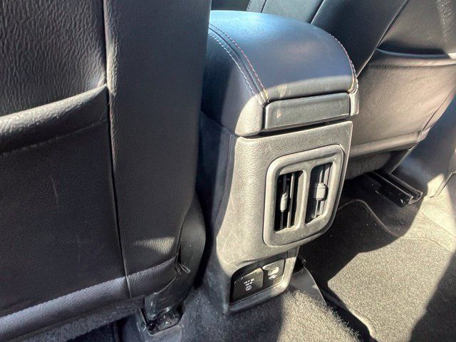Used 2018 Jeep Compass Latitude w/ Popular Equipment Group FWD image 25