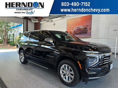 New 2025 Chevrolet Suburban Premier image 1