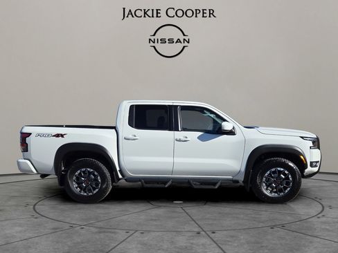 New 2026 Nissan Frontier PRO-4X w/ Tow Package image 6