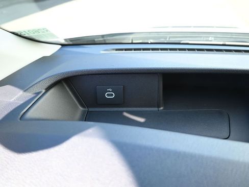 New 2026 Ford Transit 250 148 Medium Roof image 10