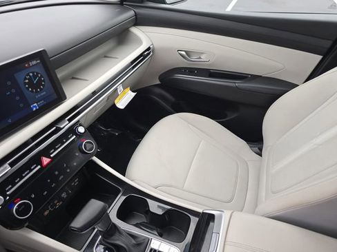 Used 2025 Hyundai Tucson SEL image 26