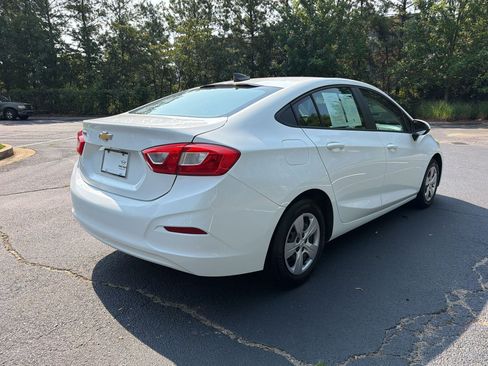 Used 2016 Chevrolet Cruze LS FWD image 9