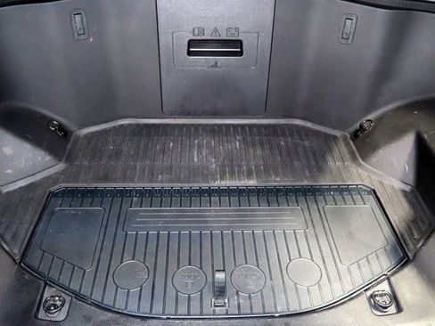 Used 2023 Ford F150 Lightning XLT image 46