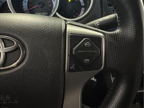 Used 2014 Toyota Tacoma 2WD Double Cab w/ Convenience Package image 14