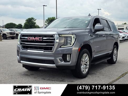 Used 2022 GMC Yukon SLT w/ SLT Premium Package AWD/4WD image 3