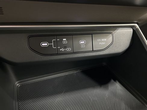 New 2026 Kia Carnival image 22