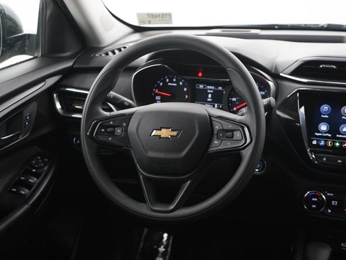 Used 2022 Chevrolet TrailBlazer LT w/ Convenience Package FWD image 14